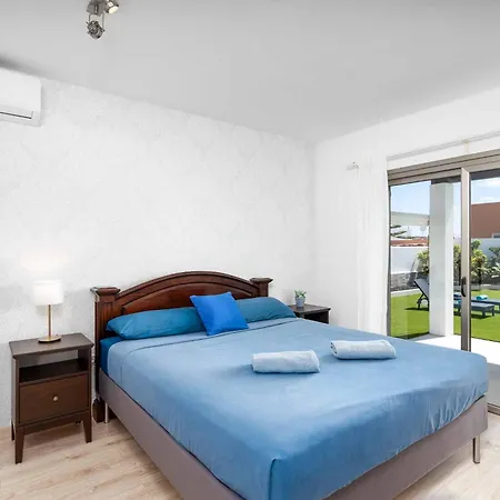 Max Villa
